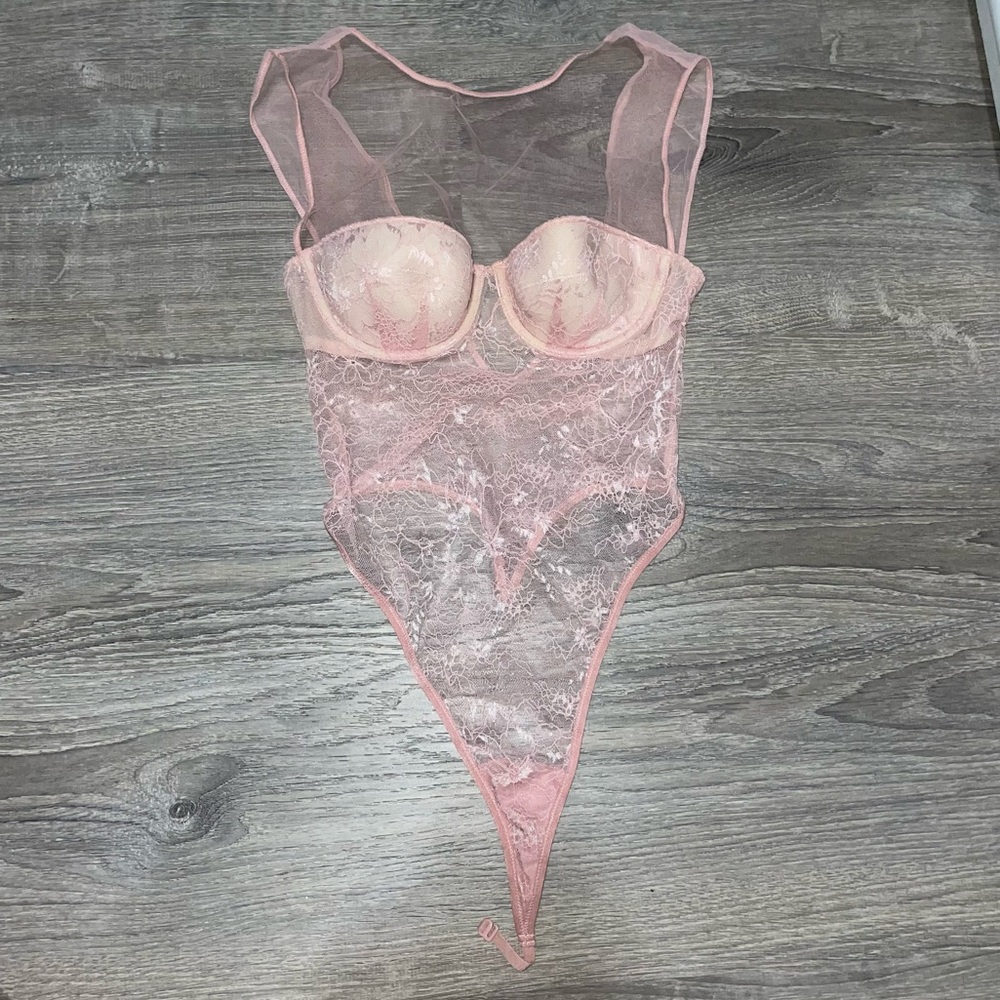 NWT Victoria Secret lace bodysuit
